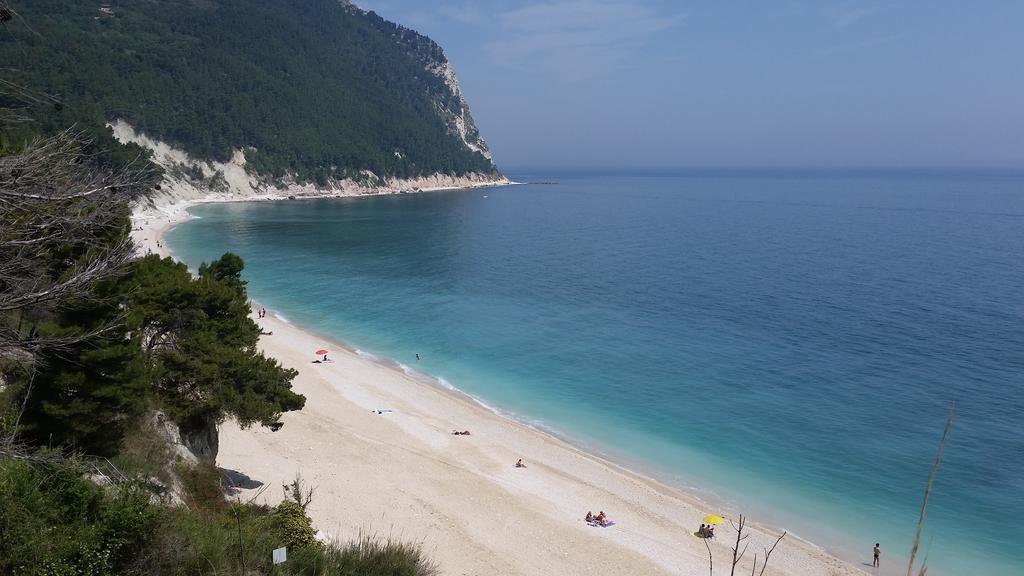 A Due Passi Dal Mare B&B Numana Zewnętrze zdjęcie