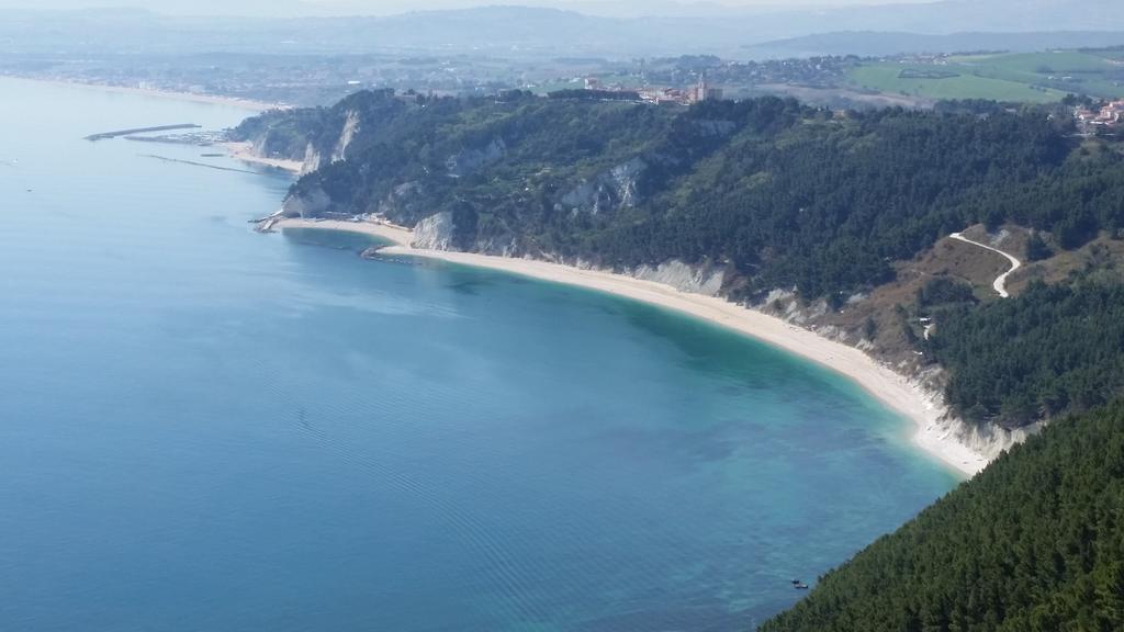 A Due Passi Dal Mare B&B Numana Zewnętrze zdjęcie