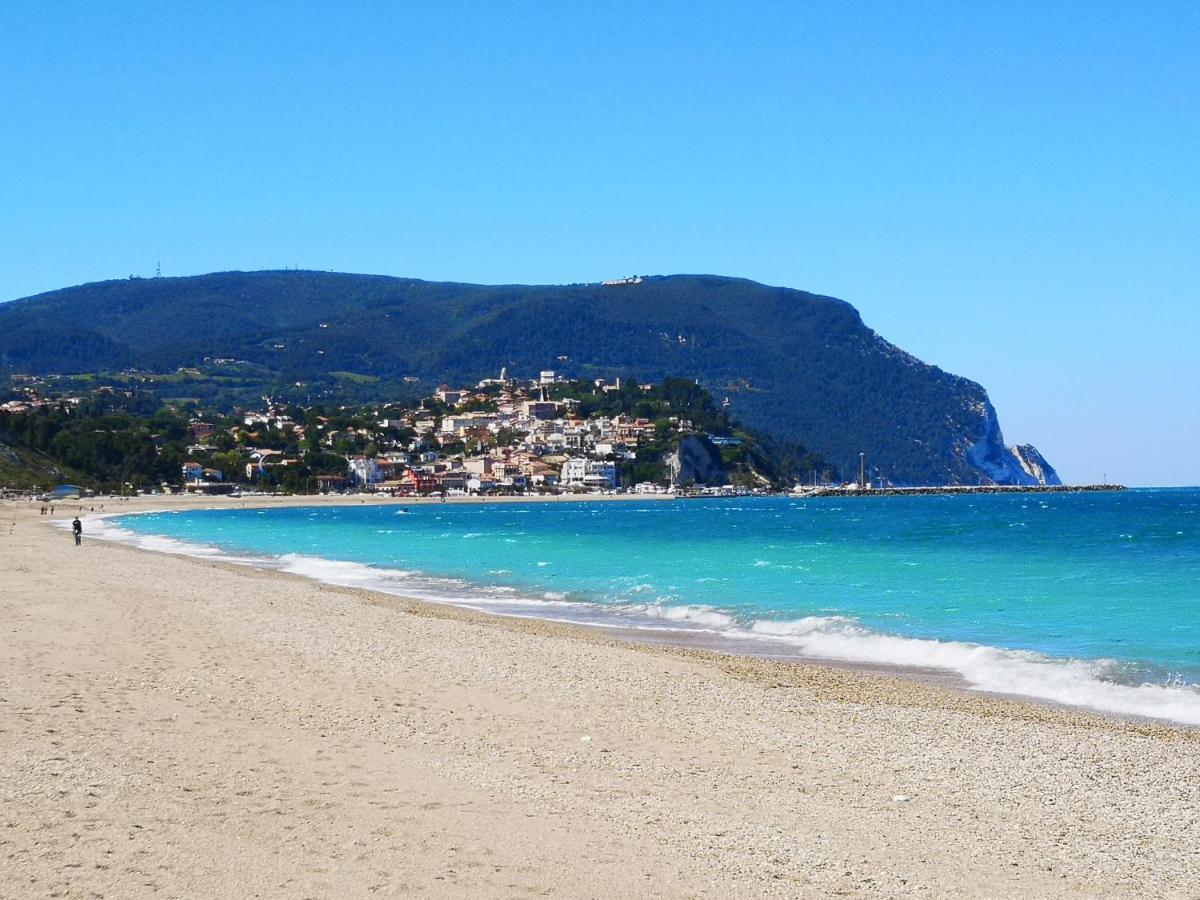 A Due Passi Dal Mare B&B Numana Zewnętrze zdjęcie