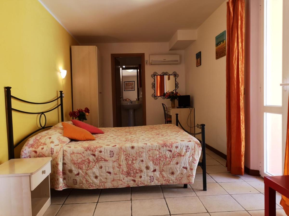 A Due Passi Dal Mare B&B Numana Zewnętrze zdjęcie