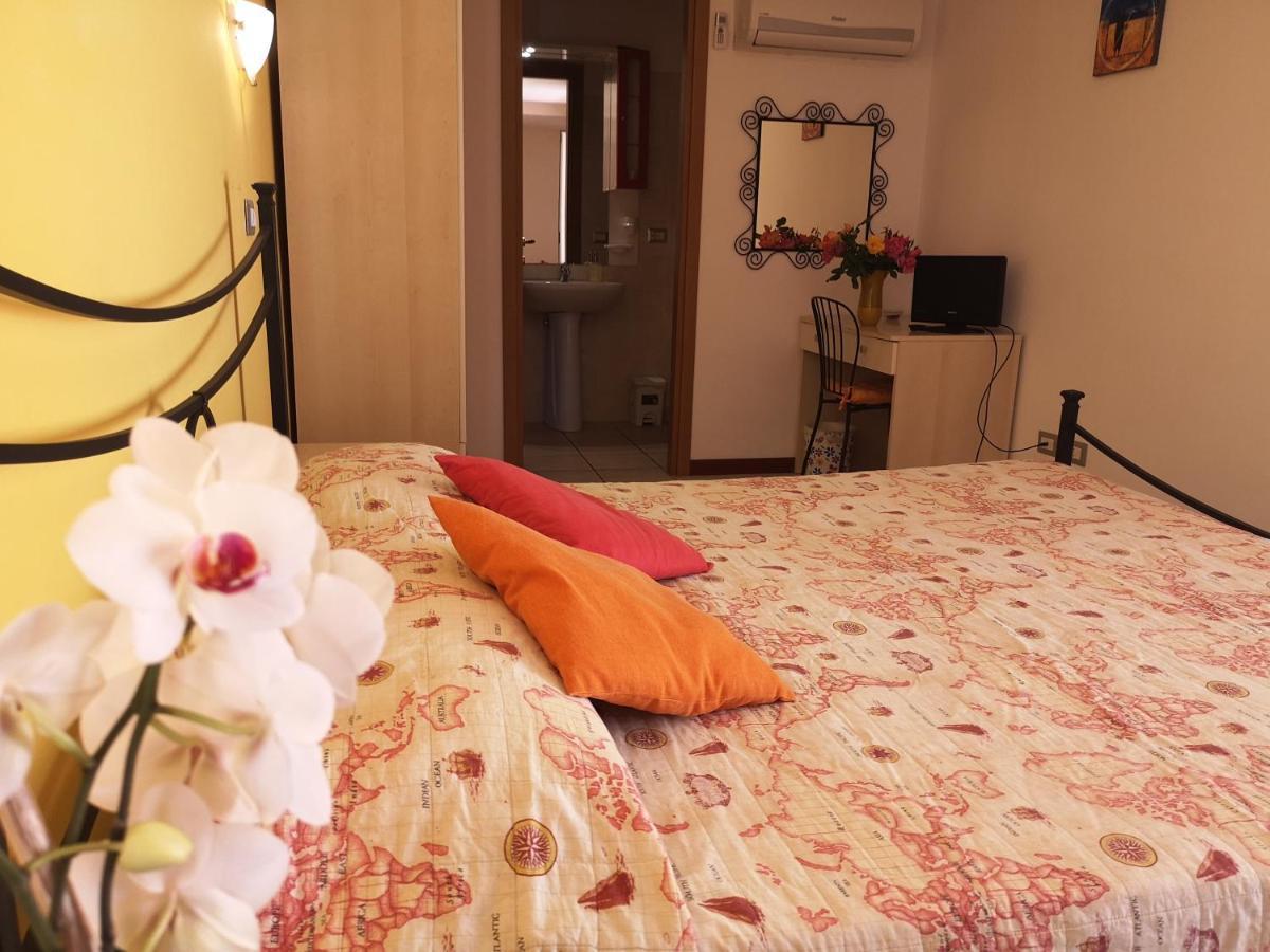 A Due Passi Dal Mare B&B Numana Zewnętrze zdjęcie